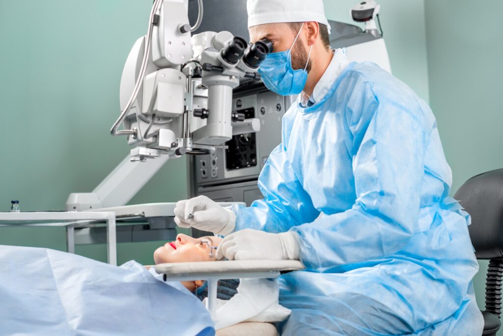 Eye surgical operation